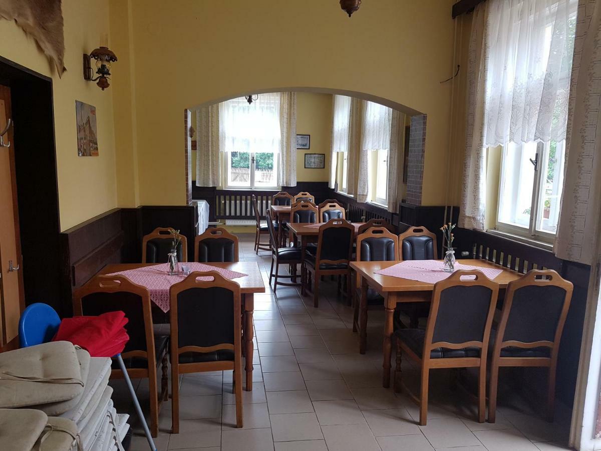 Pension Villa Berolina マリアーンスケー・ラーズニェ エクステリア 写真